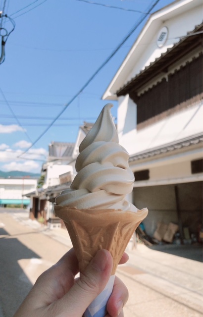 醤油ソフトクリーム